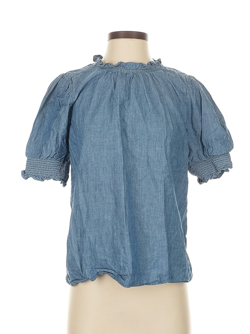 Woman’s Blue Chambray Puff Sleeve Top